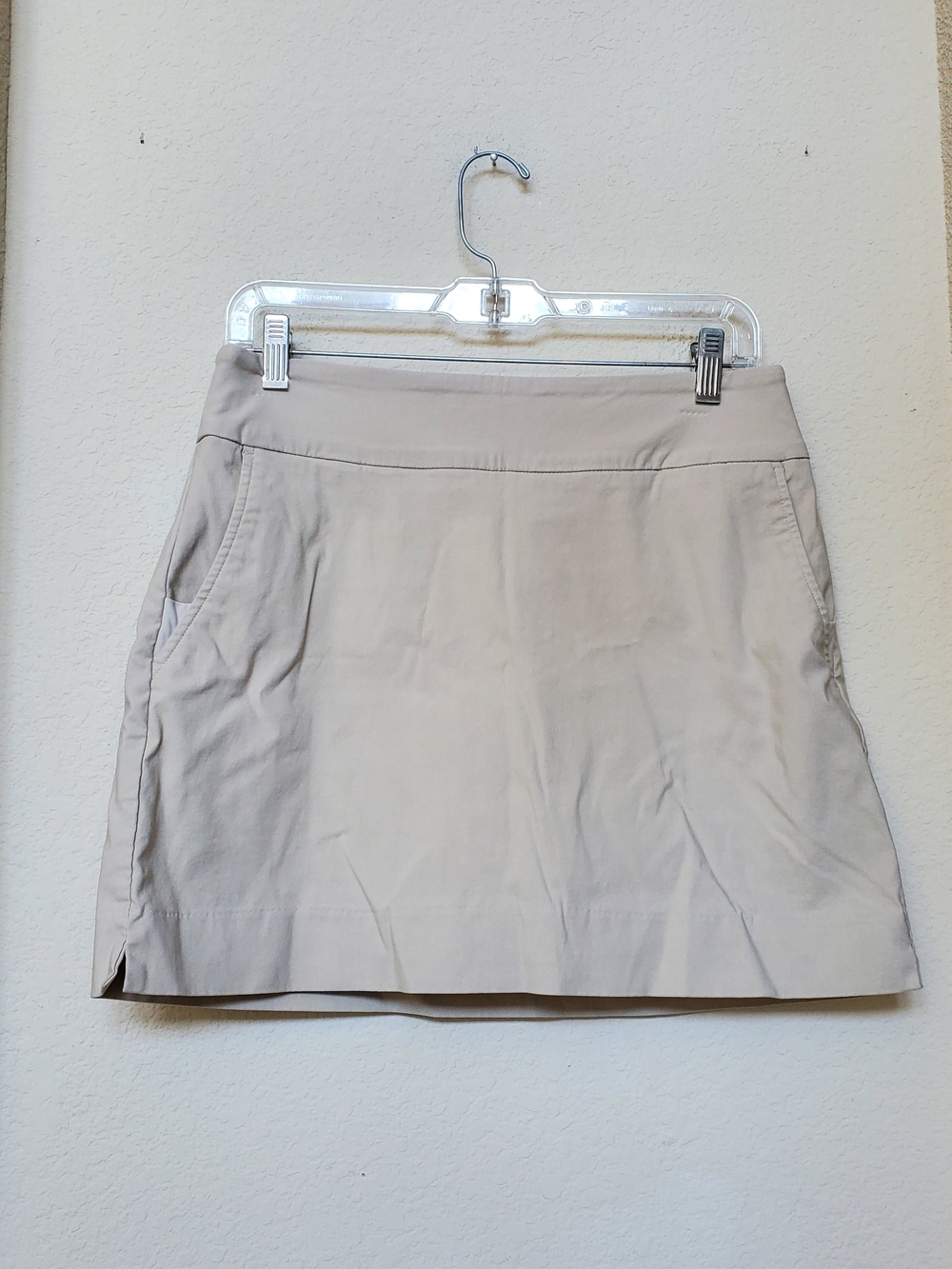 Swing Control Tan Sporty Skort.  Size 6